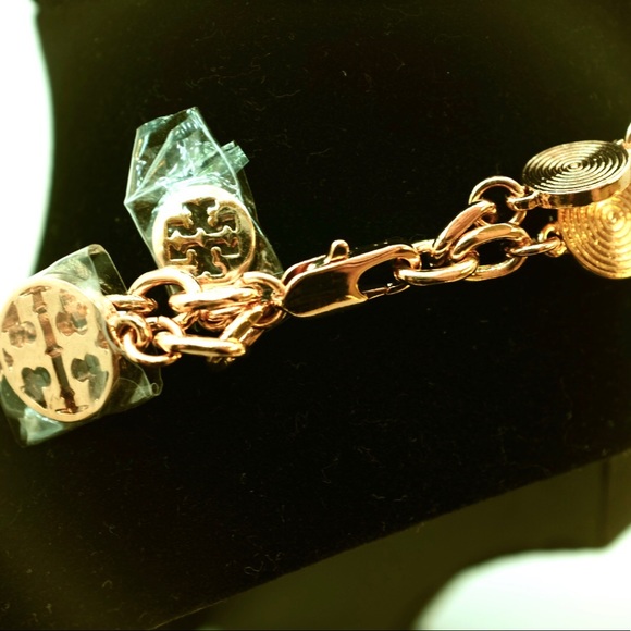 LAST ONE Tory burch Black Gold 2way Necklace - Picture 5 of 8